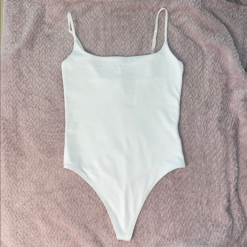 Babaton Contour Cami Bodysuit